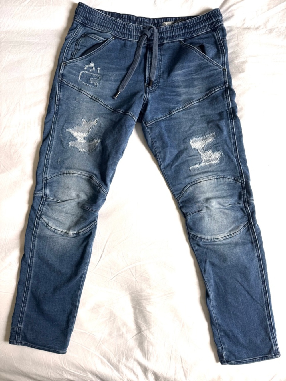 G-Star Men Slim Jeans in Faded Blue Denim